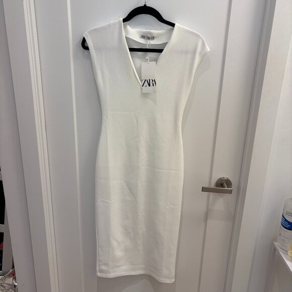 White V-Neck Fitted Dress - Picture 1 of 3